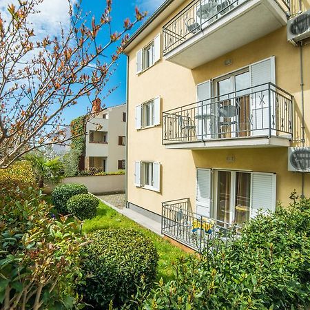 Apartments Bella Rovinj Exterior photo