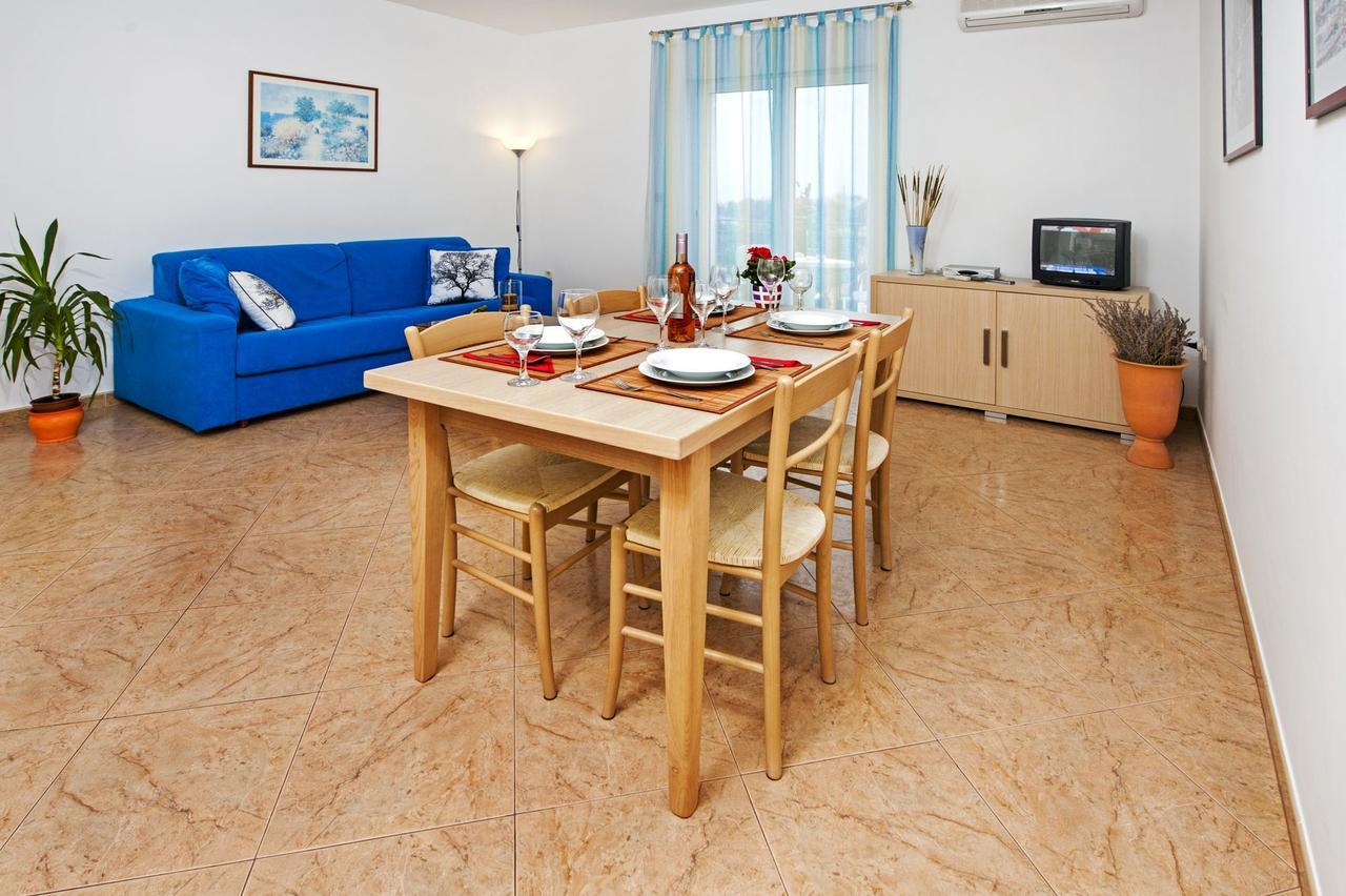 Apartments Bella Rovinj Exterior photo