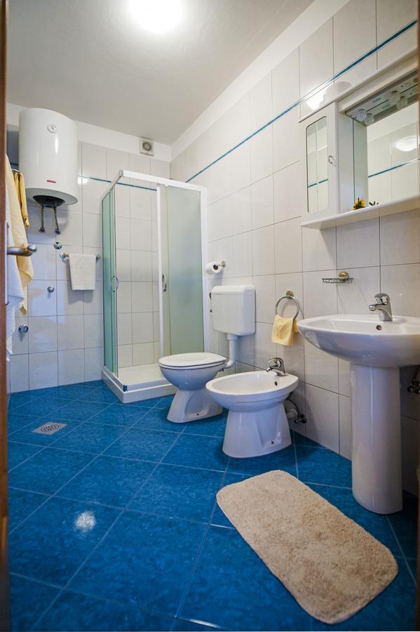 Apartments Bella Rovinj Exterior photo