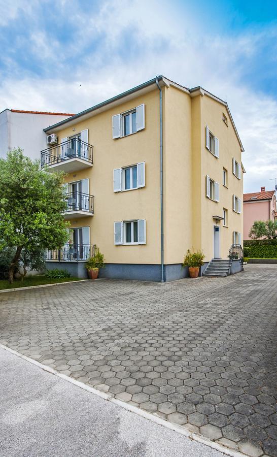 Apartments Bella Rovinj Exterior photo