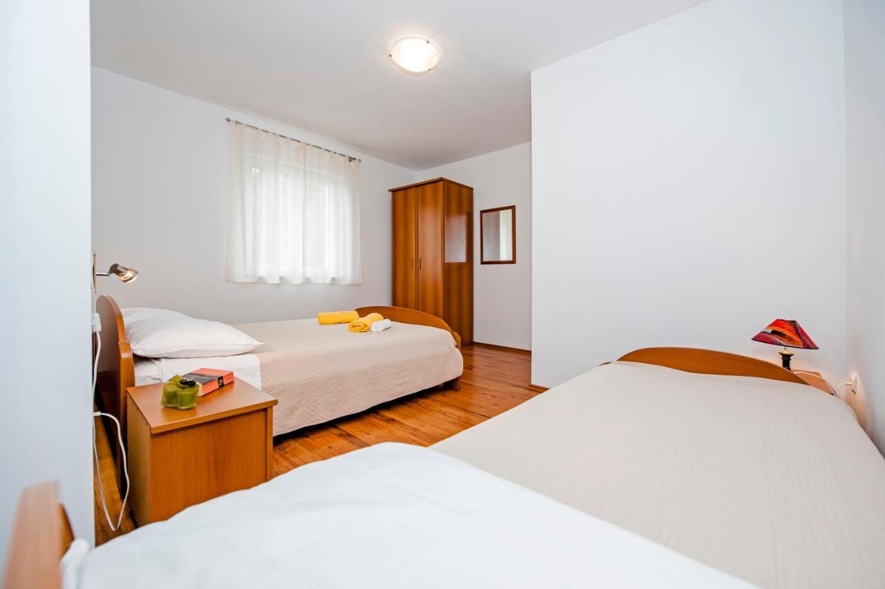 Apartments Bella Rovinj Exterior photo