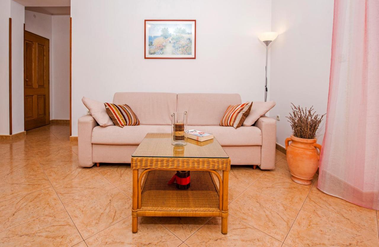 Apartments Bella Rovinj Exterior photo
