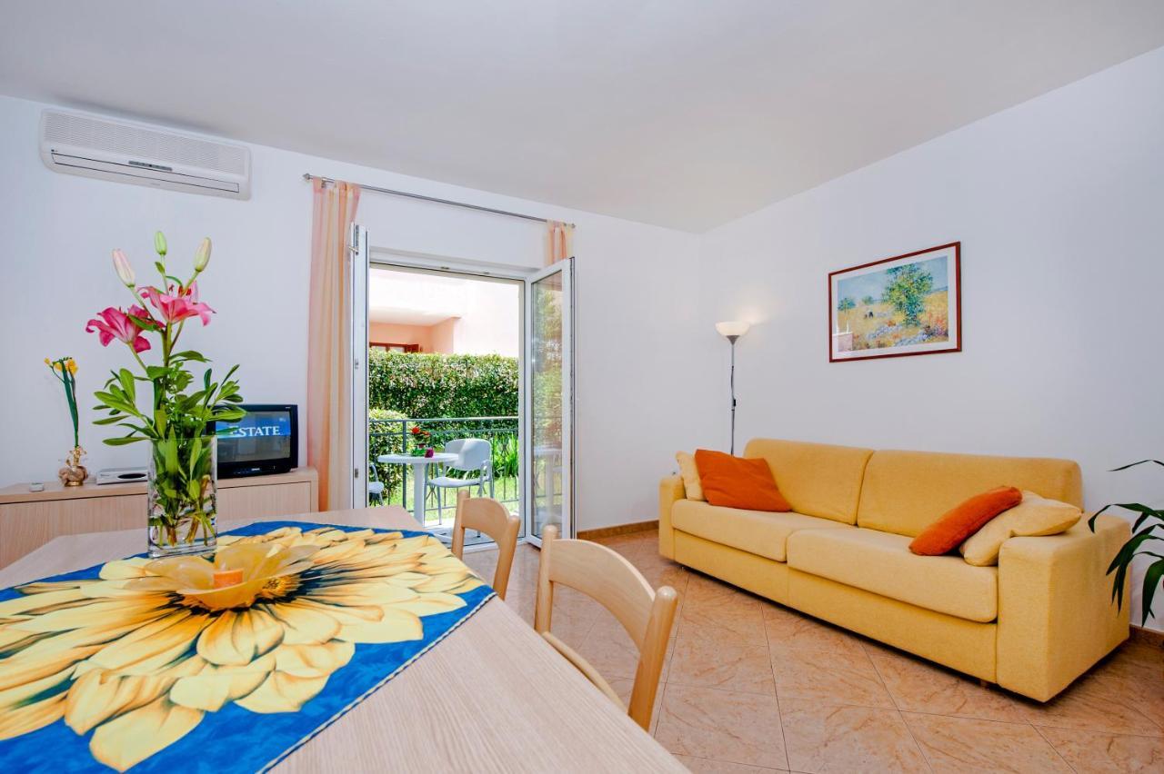 Apartments Bella Rovinj Exterior photo