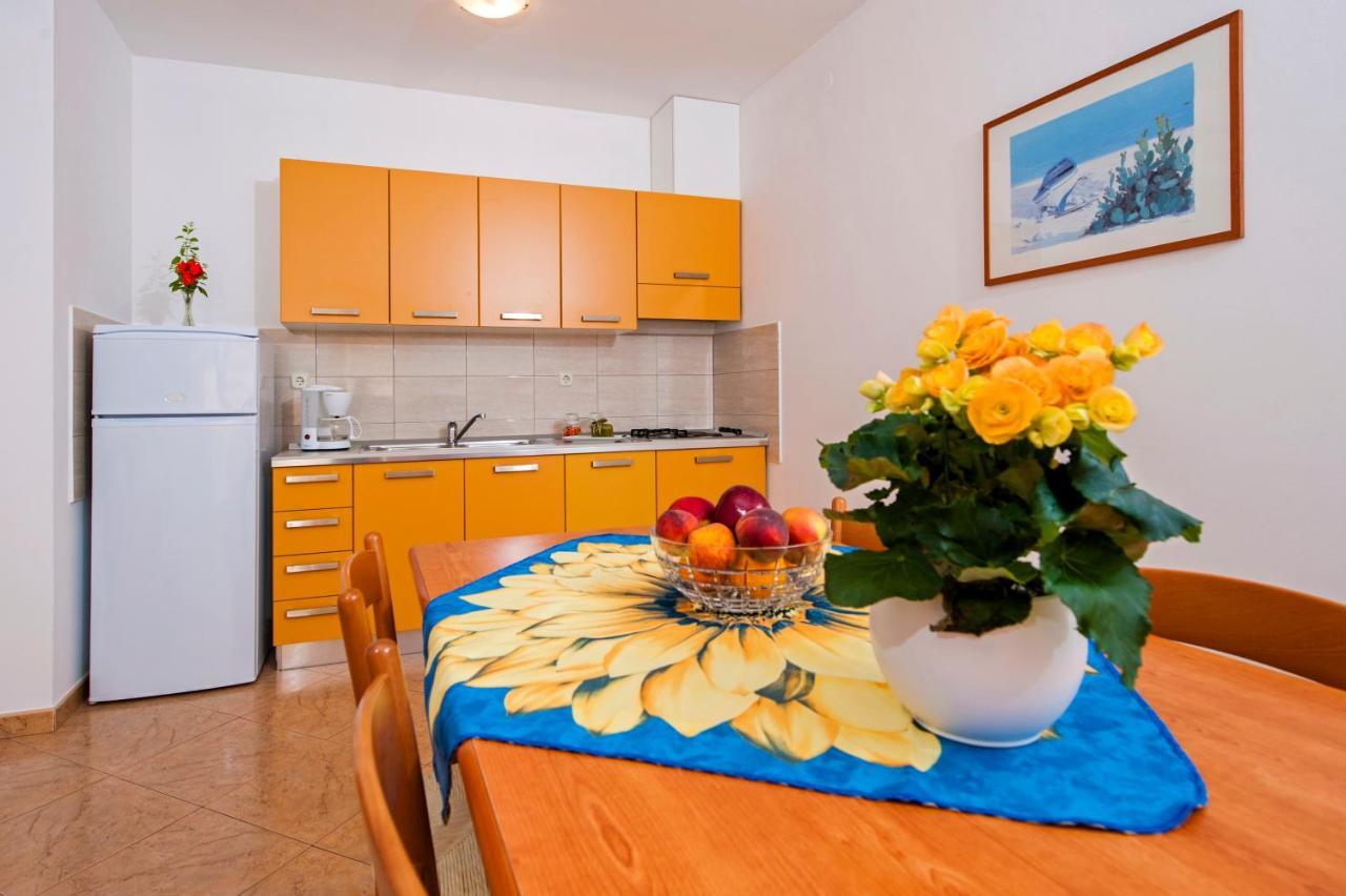 Apartments Bella Rovinj Exterior photo