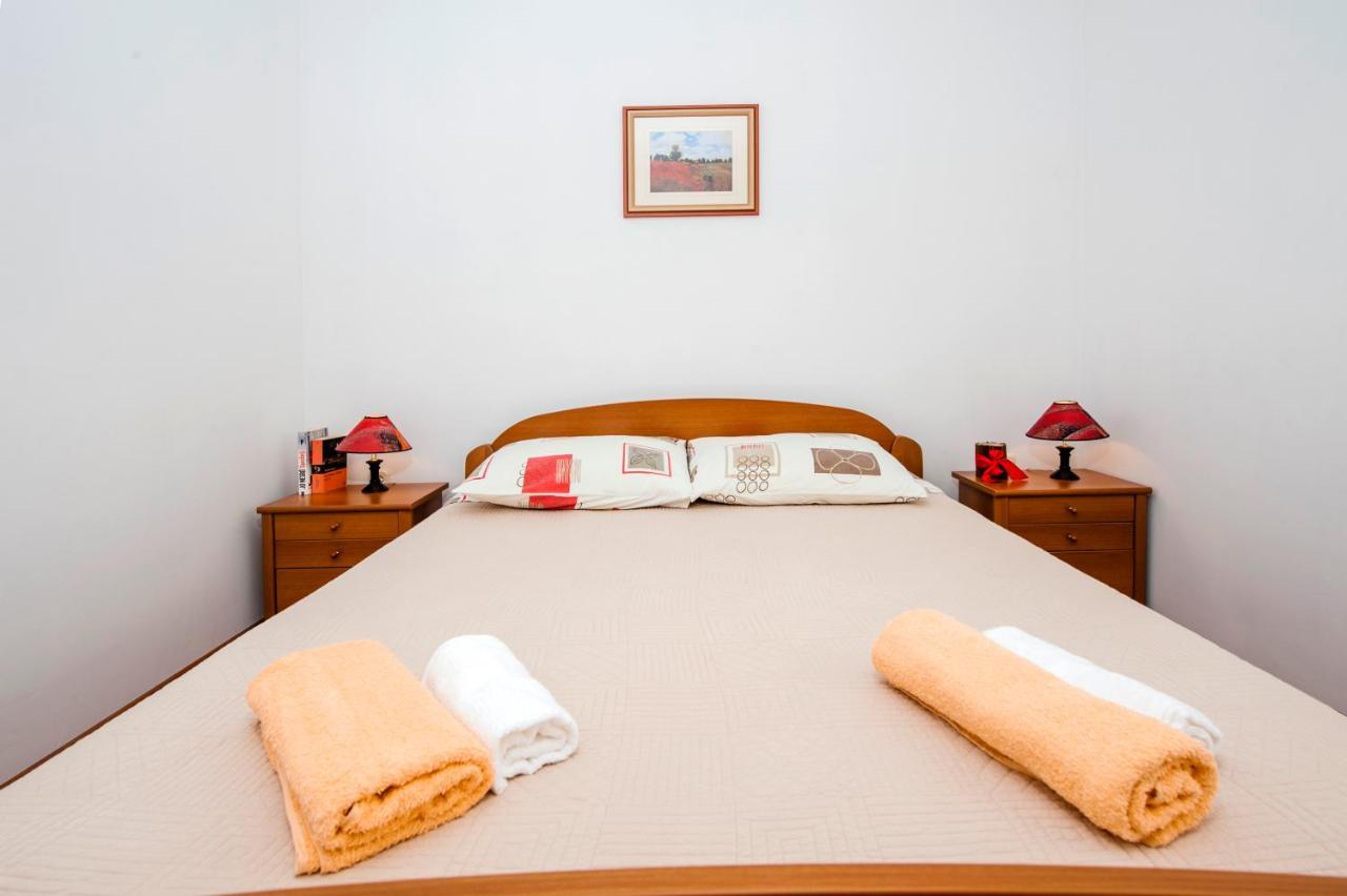 Apartments Bella Rovinj Exterior photo