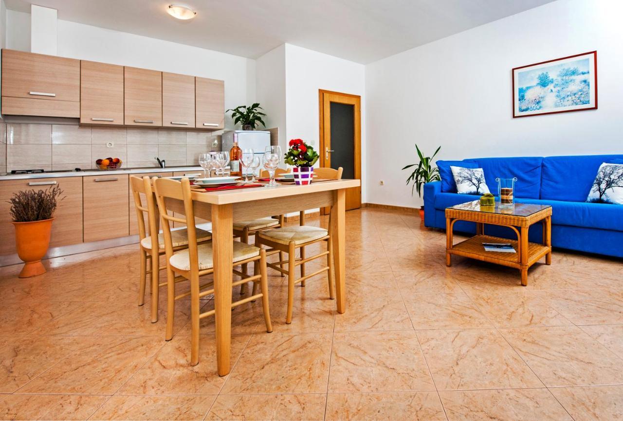 Apartments Bella Rovinj Exterior photo